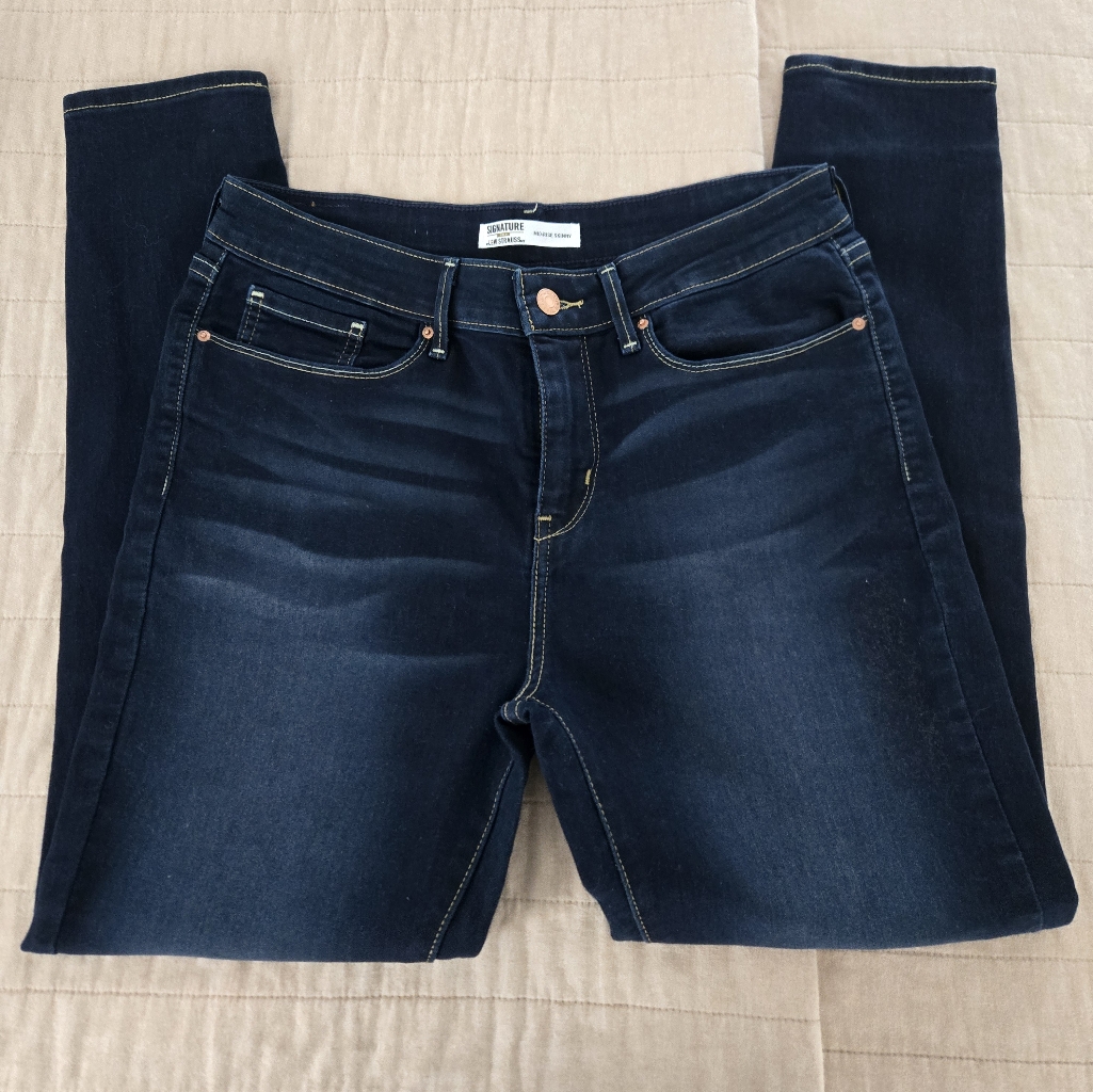 Levi Strauss Blue Signature Brand Skinny Jeans